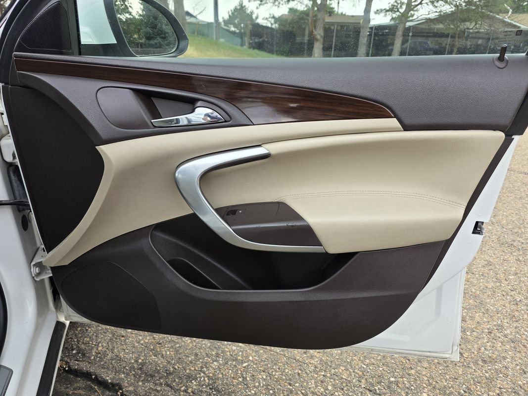 Used 2011 Buick Regal CXL w/ RL4 Preferred Equipment Group FWD image 18