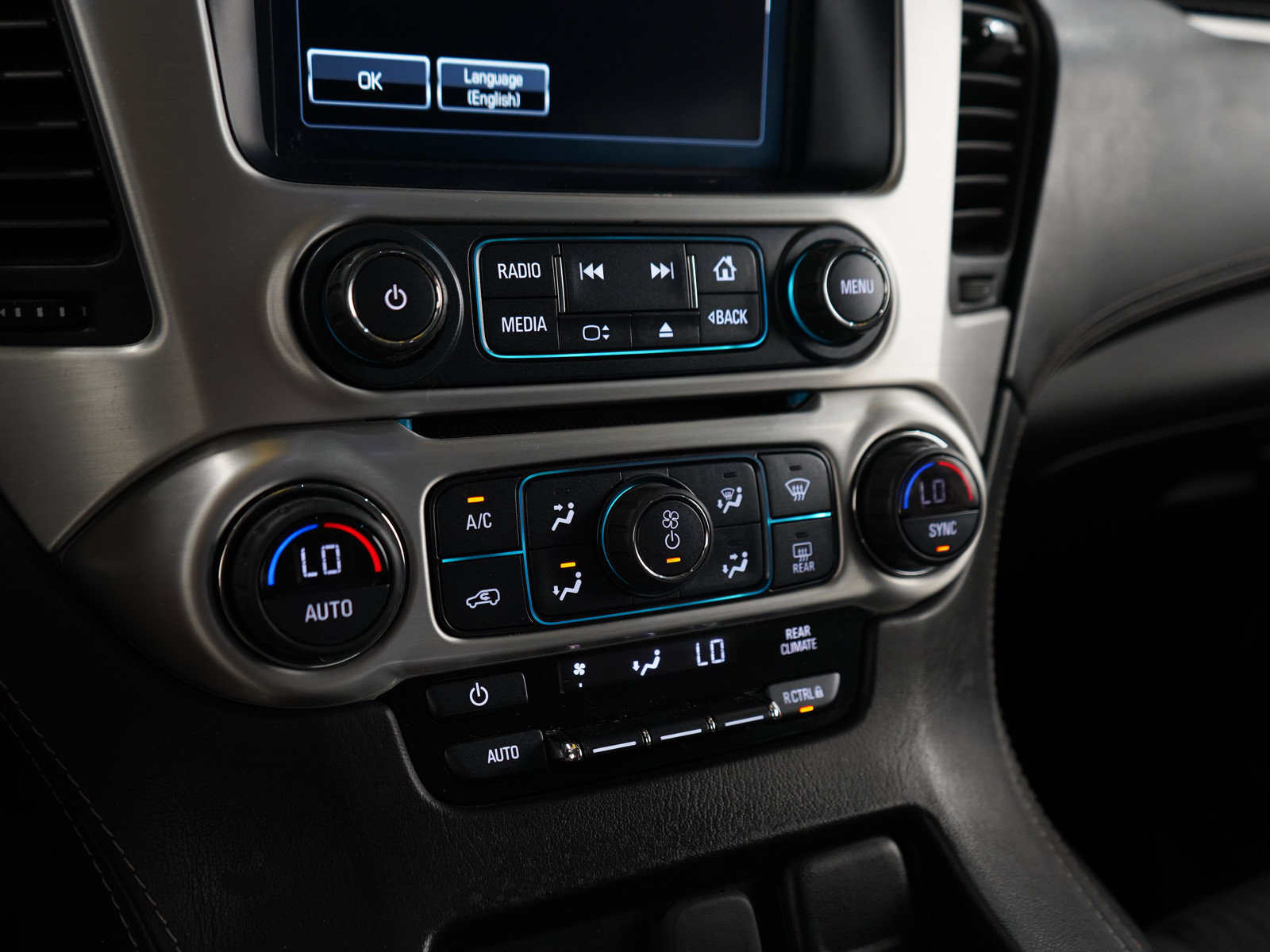 Used 2019 GMC Yukon SLE w/ SLE Value Package AWD/4WD image 23