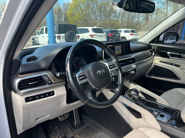 Used 2020 Kia Telluride SX w/ SX Prestige Package AWD/4WD image 12