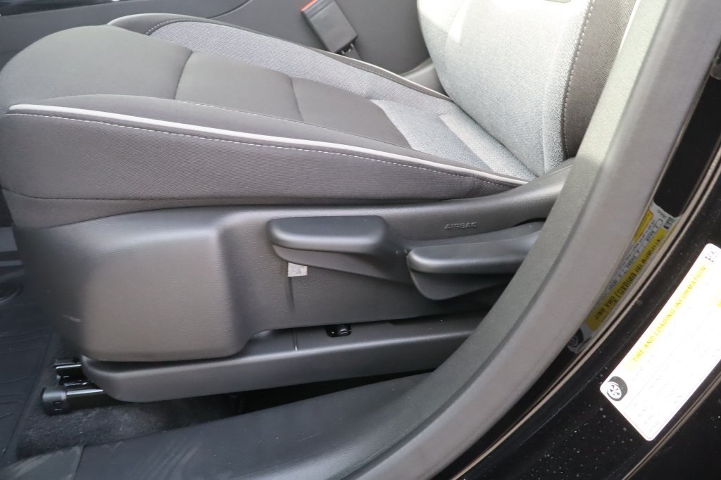 New 2026 Chevrolet TrailBlazer LT w/ LT Cold Weather Package FWD image 19