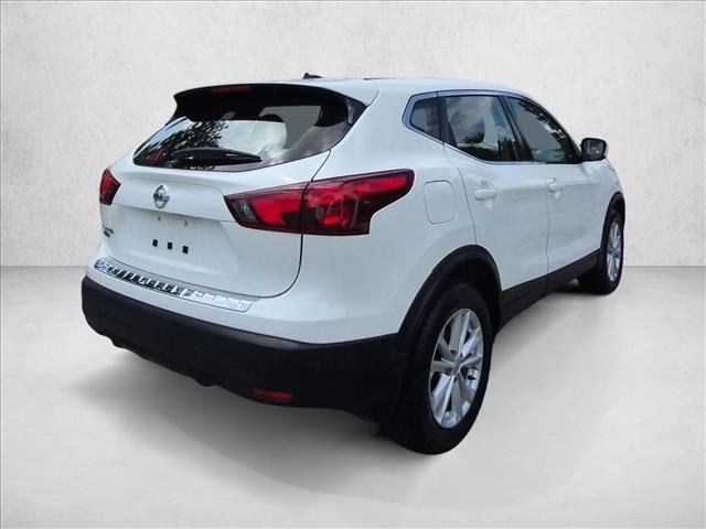 Used 2018 Nissan Rogue Sport S w/ S Appearance Package FWD image 5