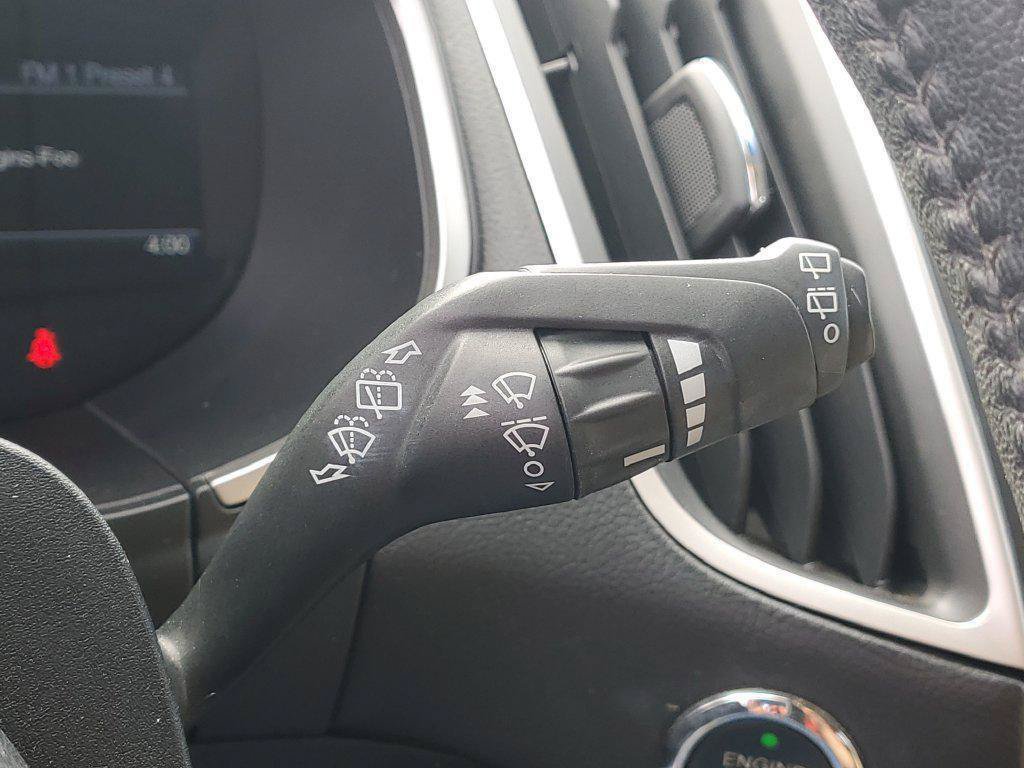 Used 2015 Ford Edge SEL w/ Equipment Group 201A AWD/4WD image 13
