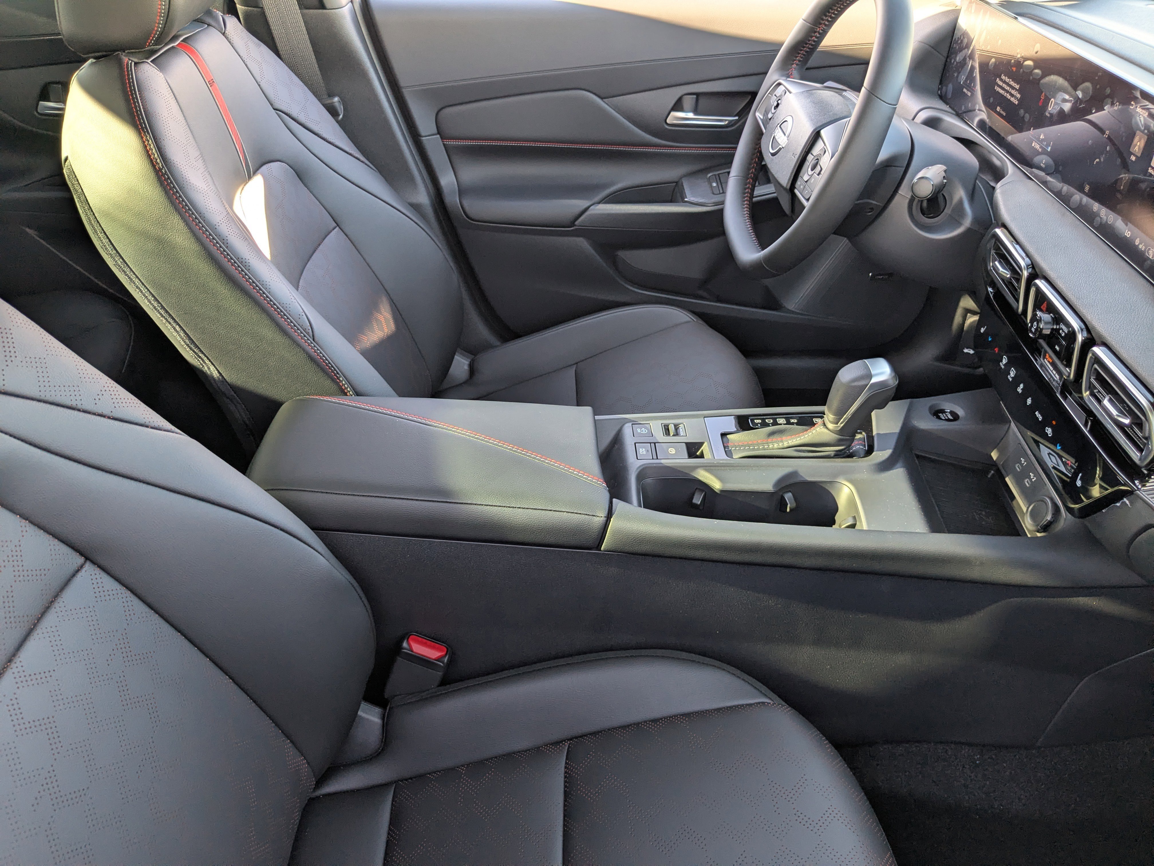 New 2026 Nissan Sentra SR w/ SR Premium Package FWD image 27