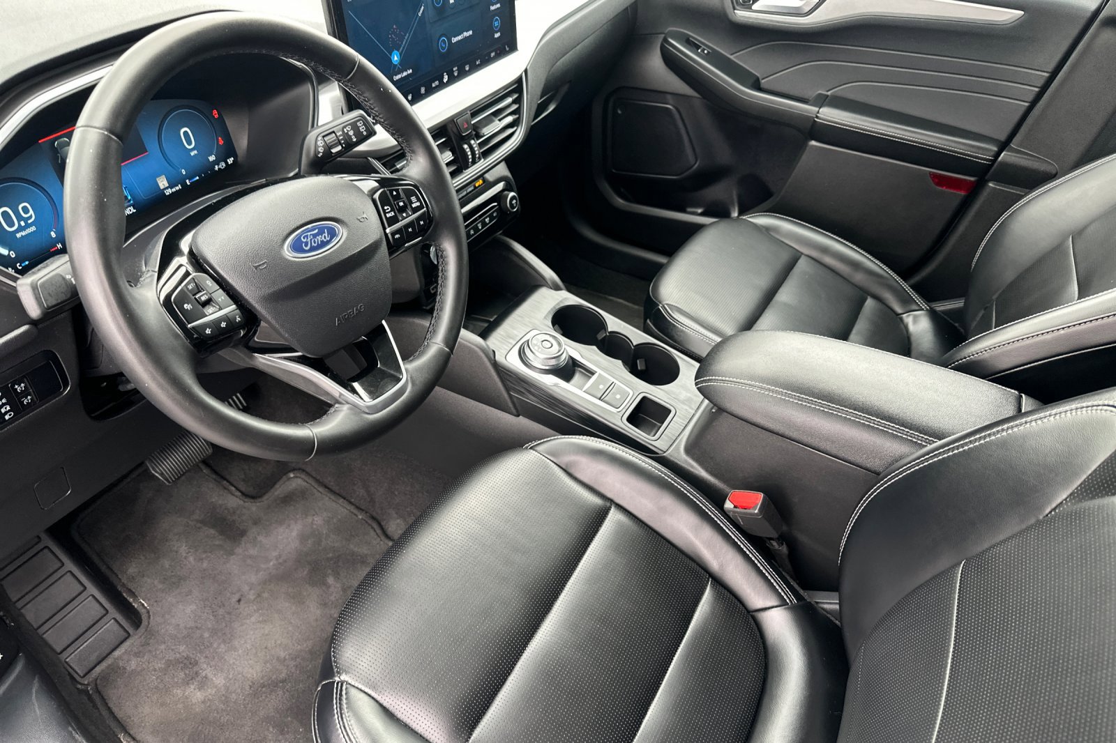 Used 2024 Ford Escape Platinum AWD/4WD image 11