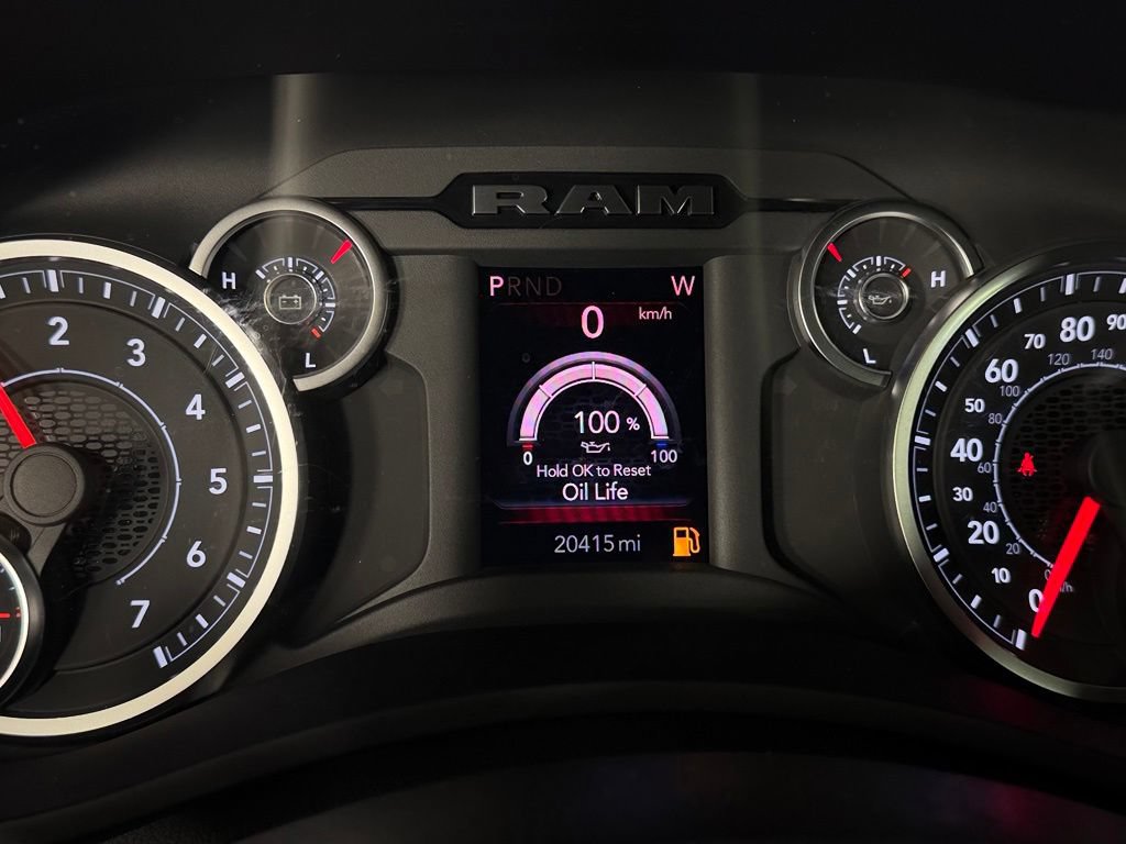 Used 2025 RAM 2500 Big Horn AWD/4WD image 15