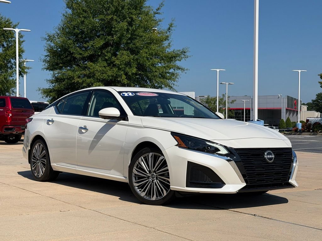 Used 2024 Nissan Altima 2.5 SL