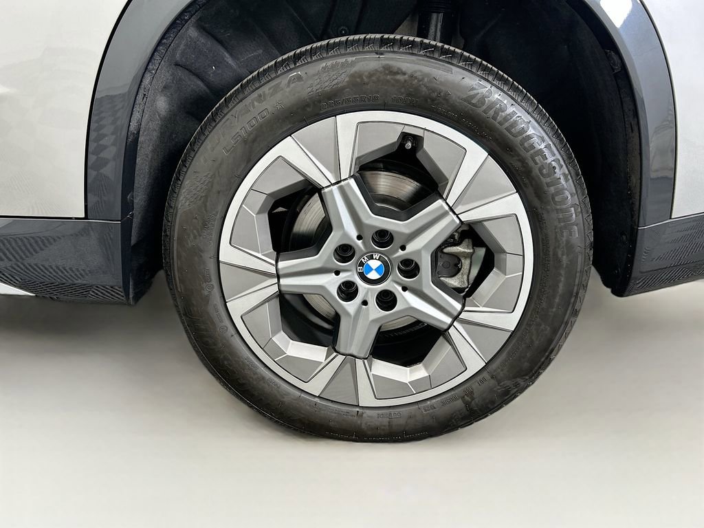 Certified 2025 BMW X1 xDrive28i w/ Premium Package image 29
