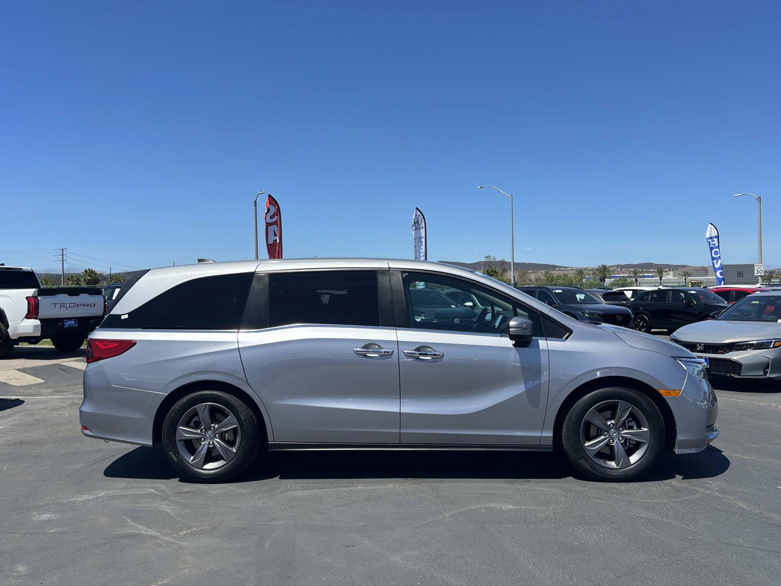 Used 2023 Honda Odyssey EX image 26