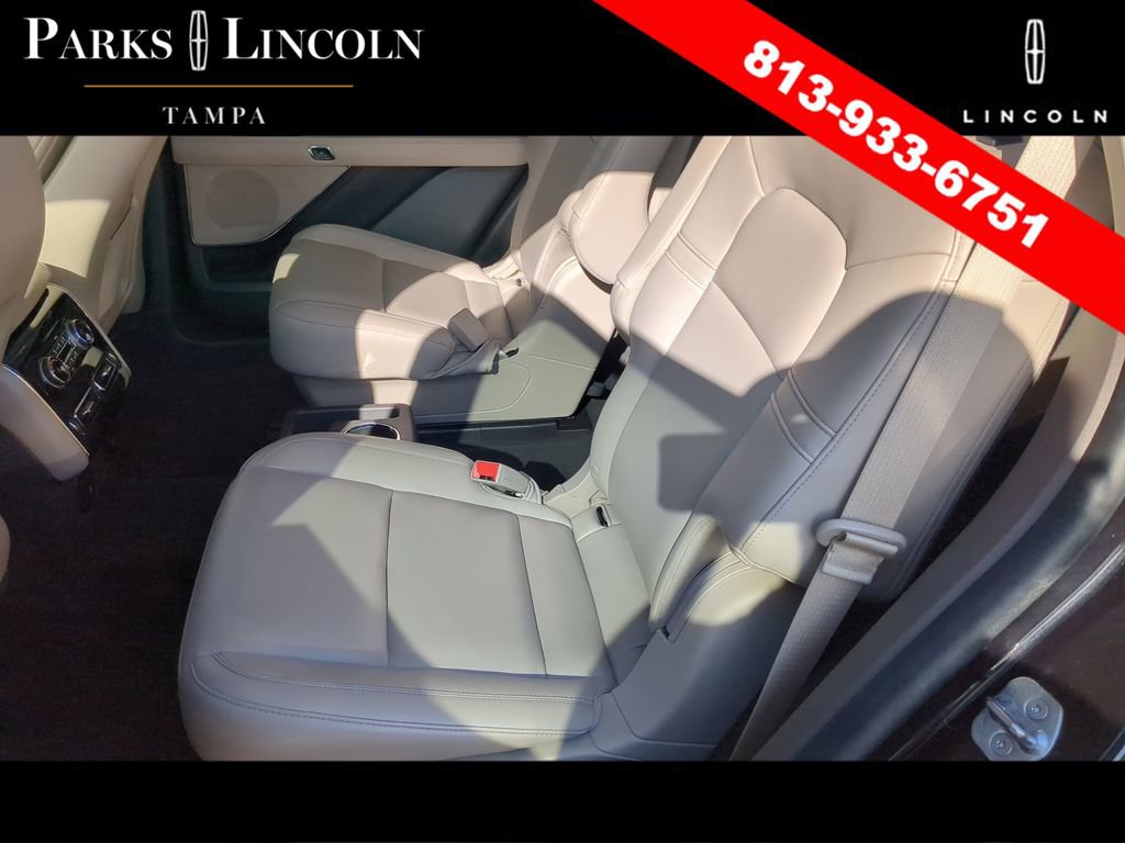 Certified 2023 Lincoln Aviator 2WD w/ Premium Package image 15
