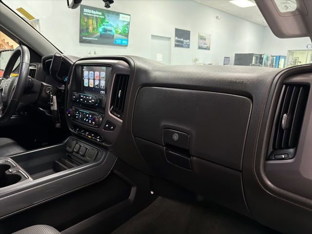 Used 2017 GMC Sierra 1500 SLT w/ All Terrain X Package AWD/4WD image 27