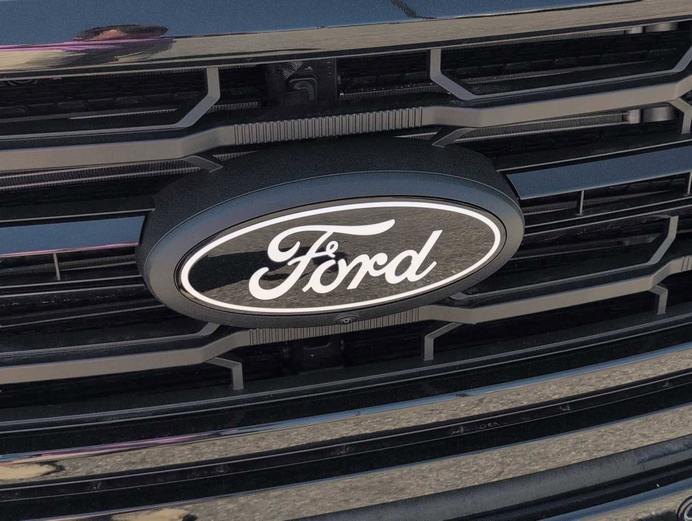 New 2025 Ford F150 XLT w/ Equipment Group 302A MID image 14