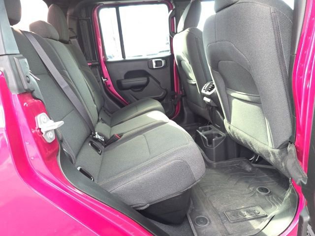 Used 2024 Jeep Gladiator Sport image 44