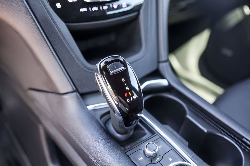 Certified 2023 Cadillac XT6 Sport w/ Technology Package image 20