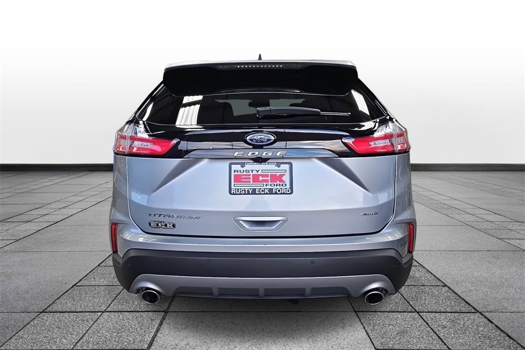 Used 2024 Ford Edge Titanium image 6