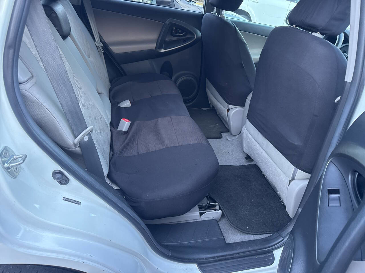 Used 2012 Toyota RAV4 4WD w/ Value Pkg image 8