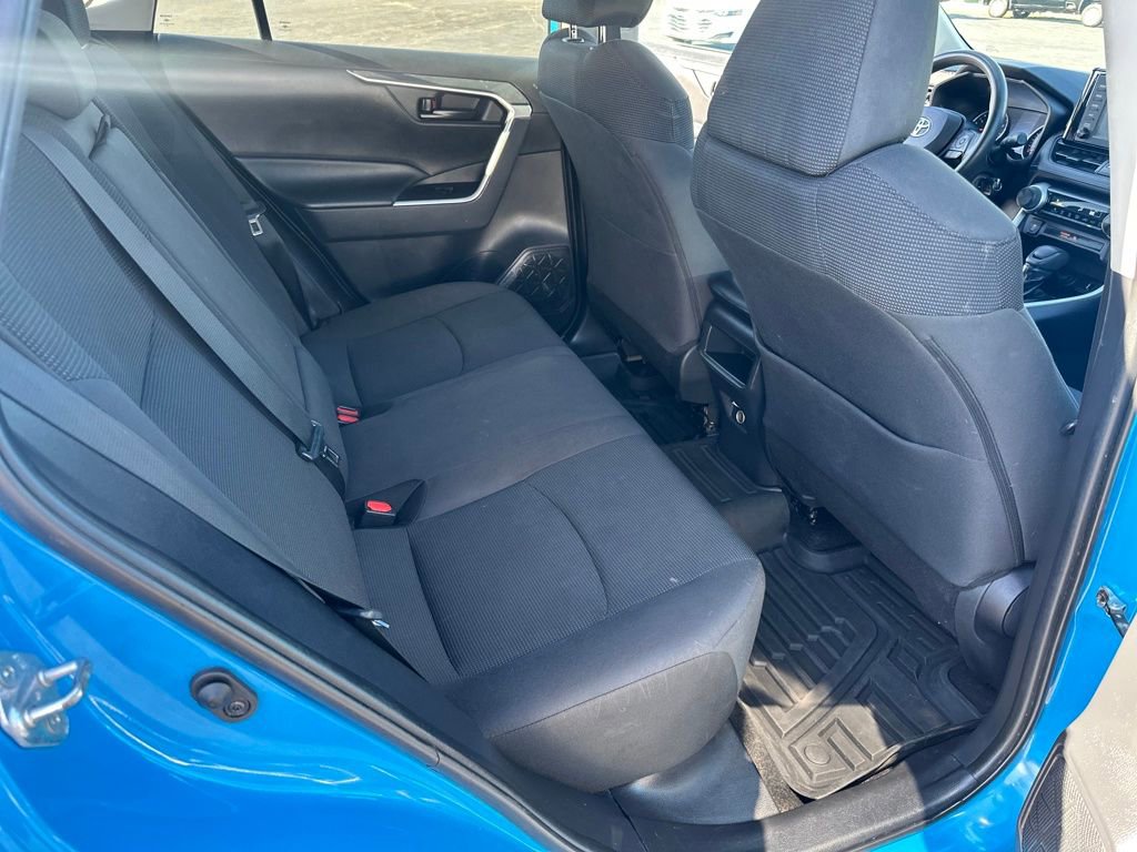 Used 2019 Toyota RAV4 LE image 29