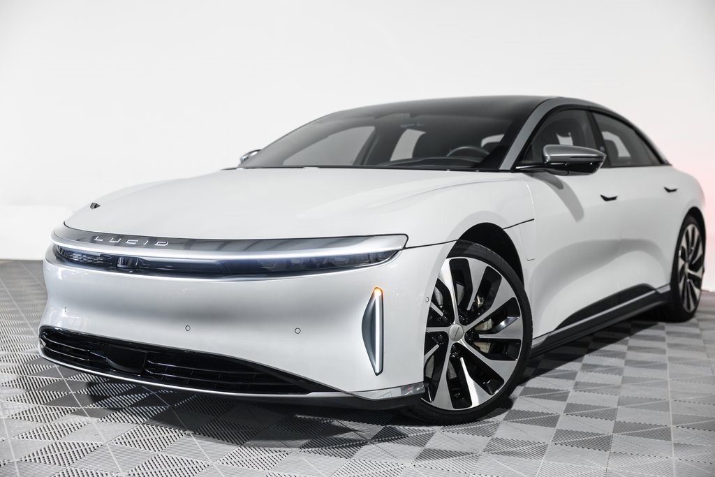 Used 2022 Lucid Air Grand Touring image 9