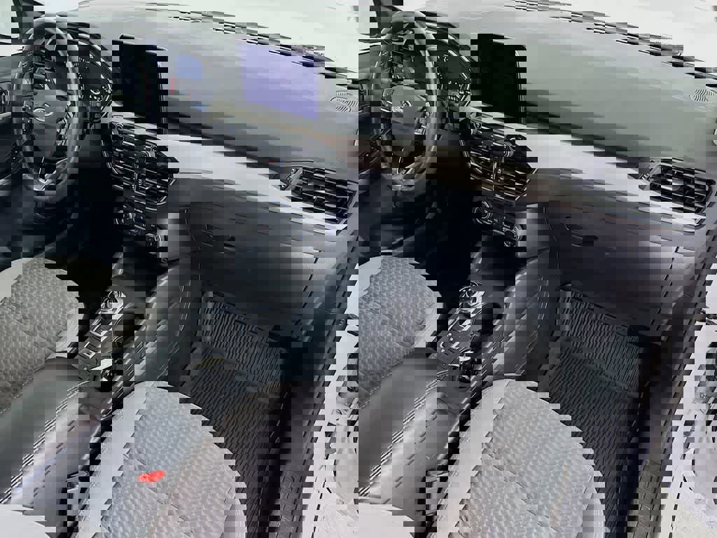 Certified 2022 Ford Escape SE w/ Cold Weather Package image 31