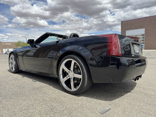 Used 2006 Cadillac XLR RWD image 8