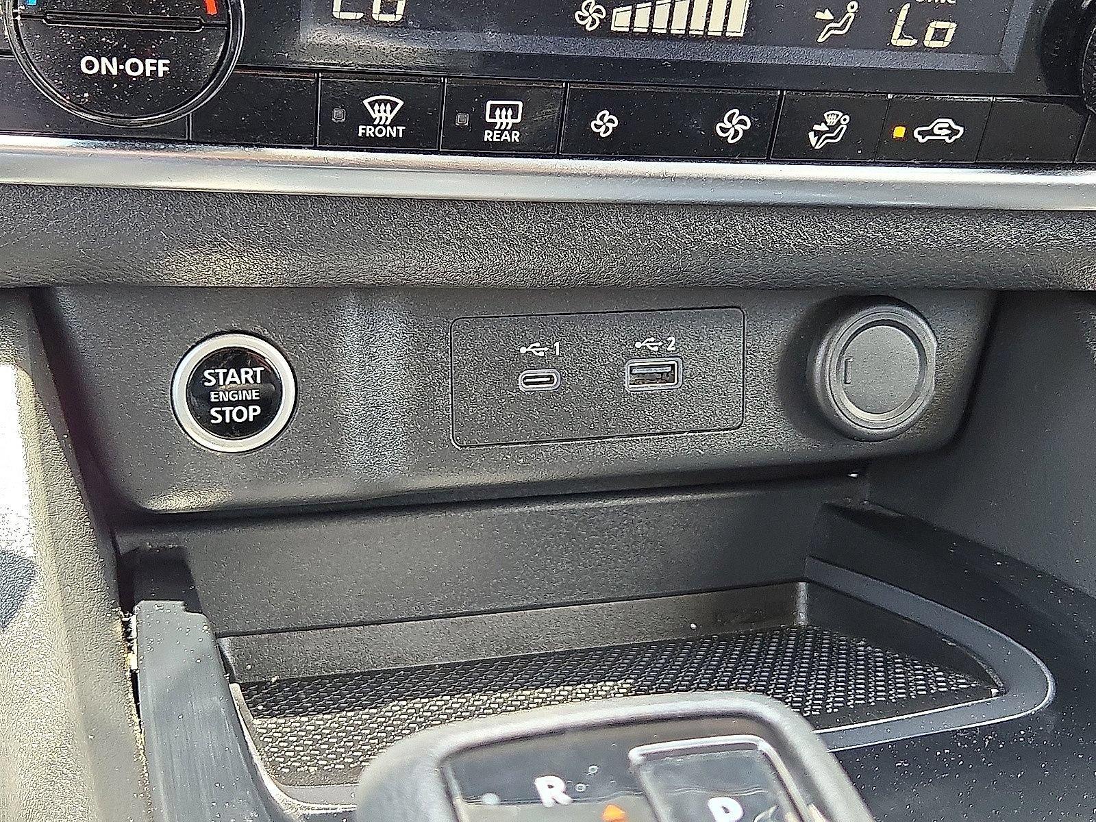 Used 2023 Nissan Rogue SV FWD image 28
