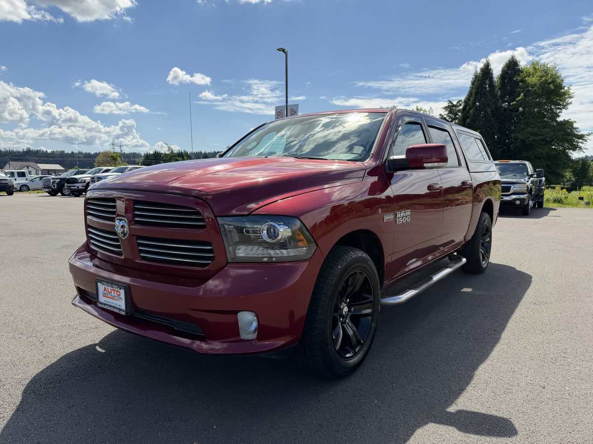 Used 2015 RAM 1500 Sport w/ Convenience Group AWD/4WD image 4