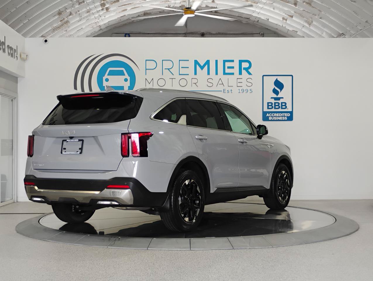 Used 2025 Kia Sorento S w/ Panoramic Sunroof Package FWD image 18