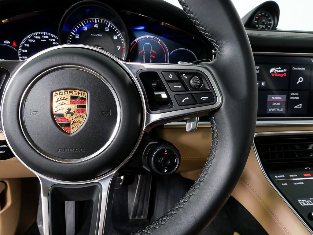 Certified 2018 Porsche Panamera 4S image 11