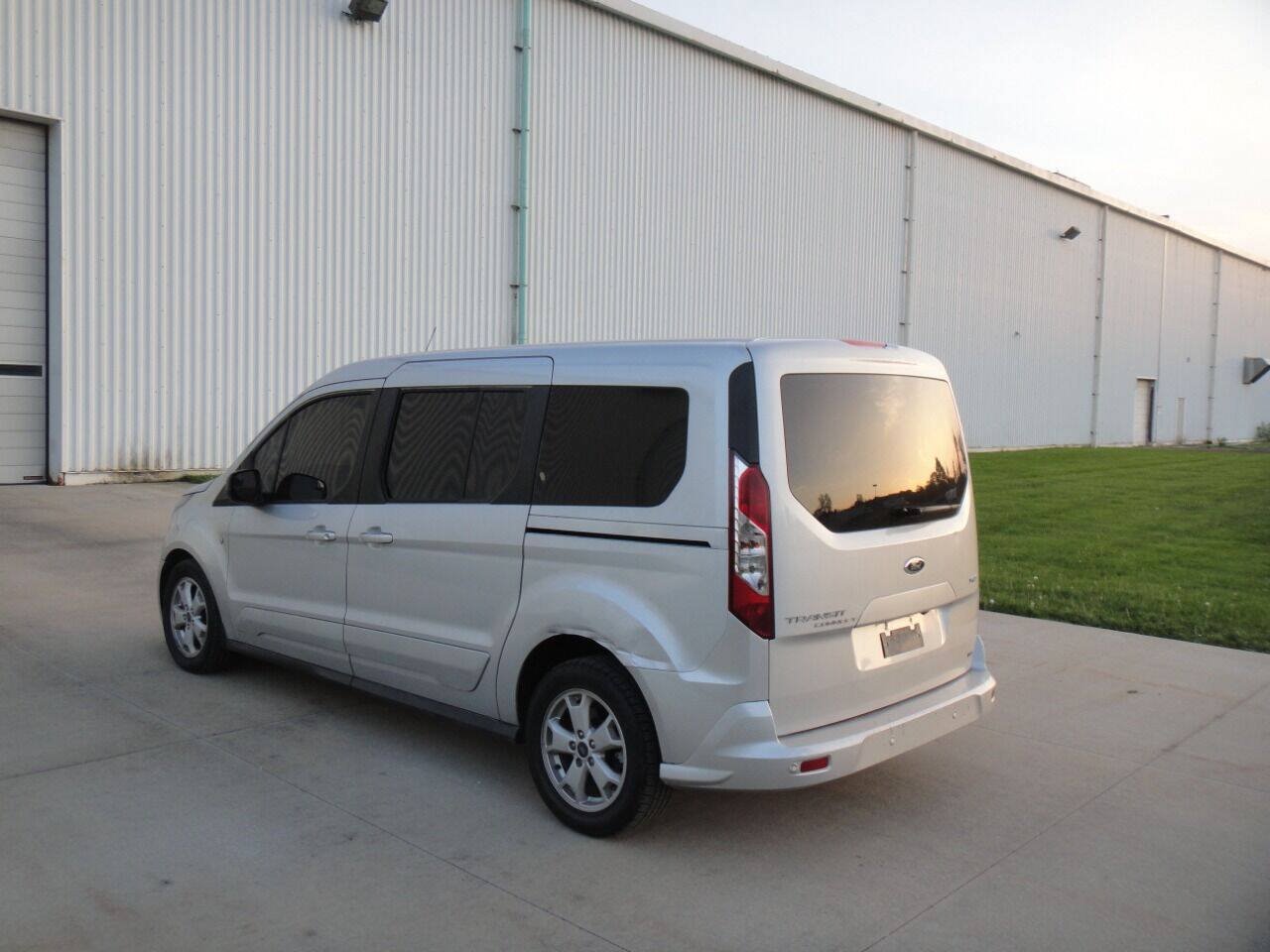 Used 2015 Ford Transit Connect XLT FWD image 9