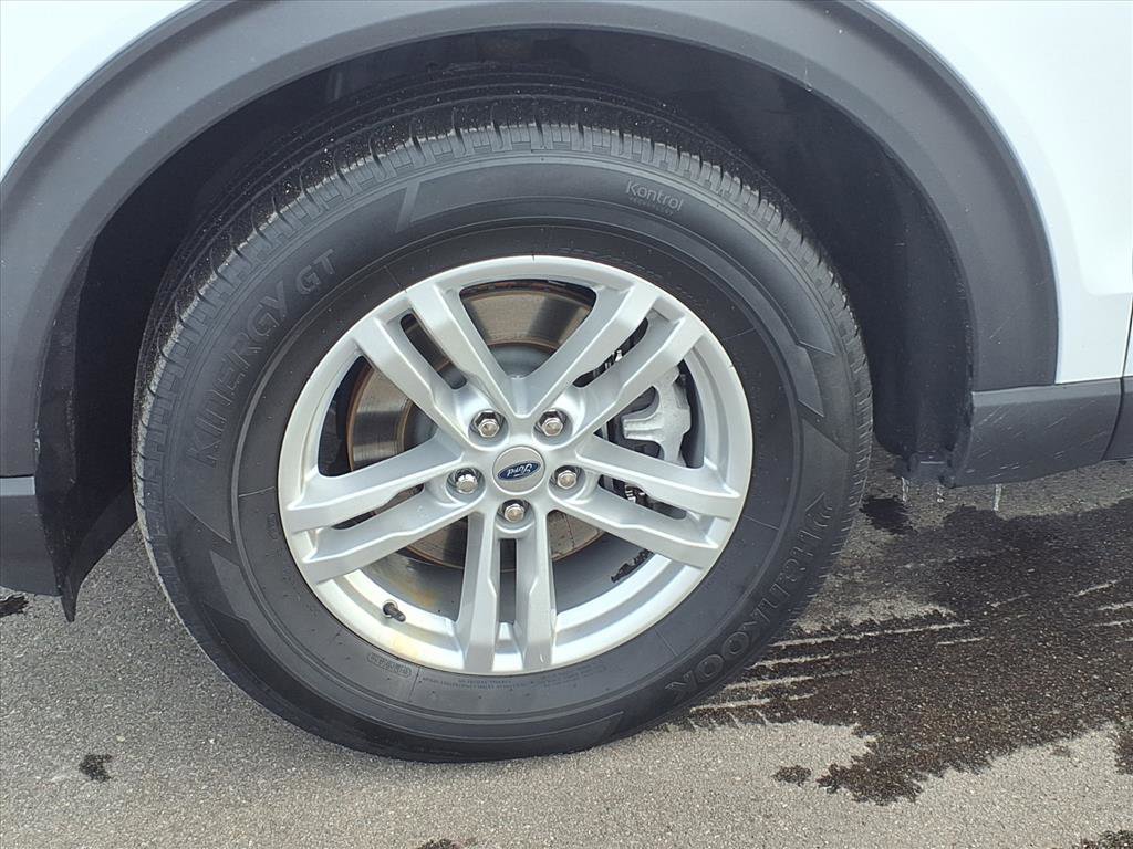 Used 2021 Ford Explorer XLT w/ Equipment Group 202A image 29