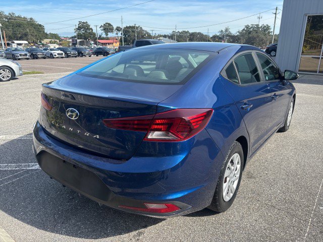 Used 2019 Hyundai Elantra SE image 9