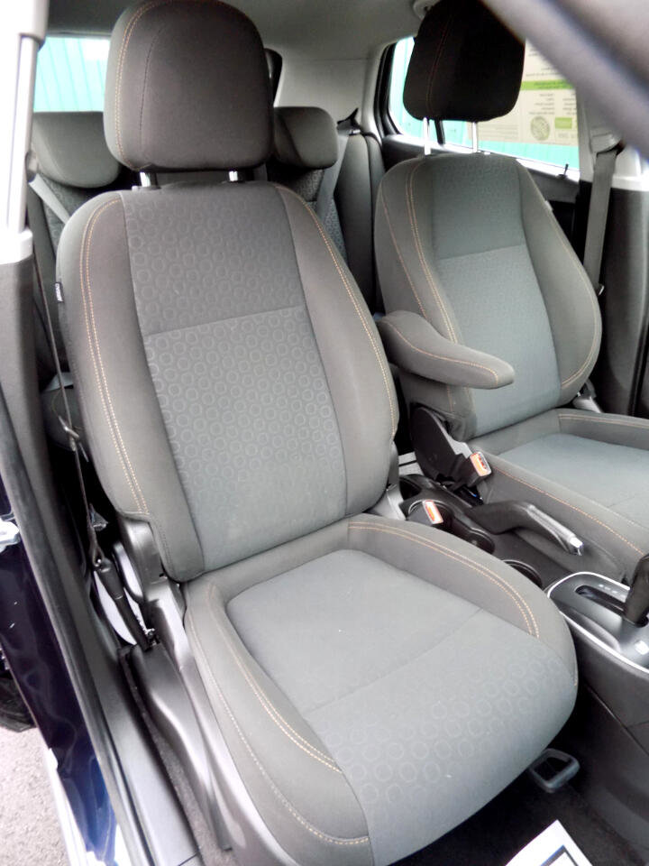 Used 2021 Chevrolet Trax LS image 12