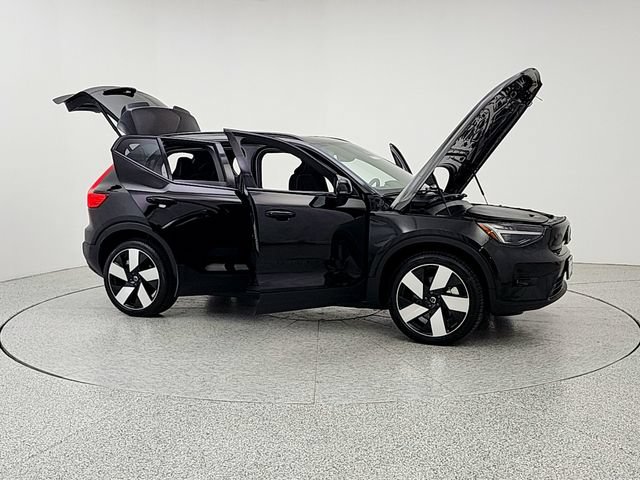Certified 2024 Volvo XC40 Recharge Ultimate w/ Protection Package Premier AWD/4WD image 10