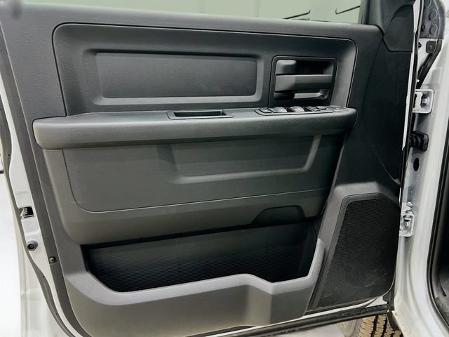 New 2024 RAM 2500 Tradesman w/ Chrome Appearance Group AWD/4WD image 16