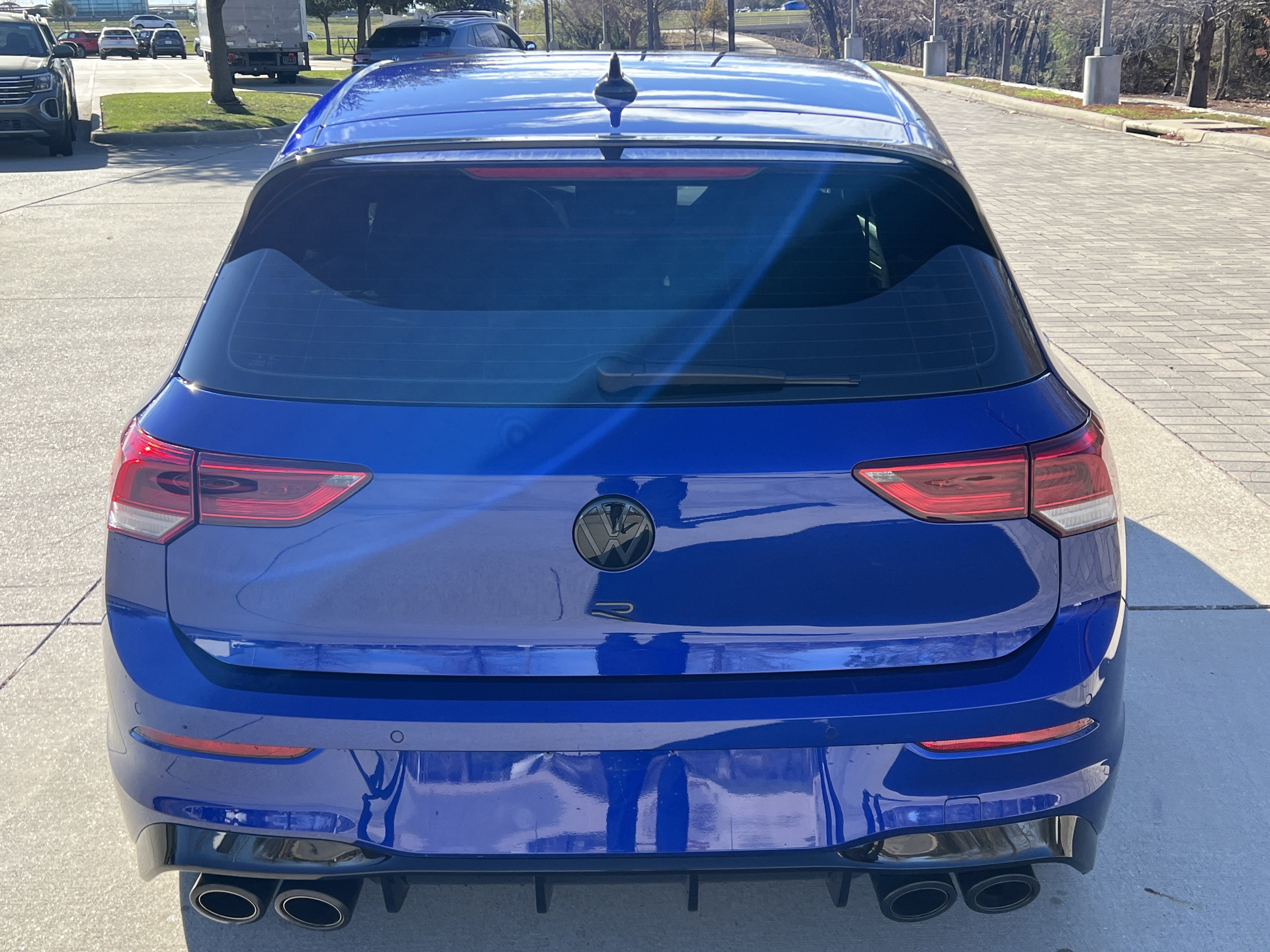 Certified 2025 Volkswagen Golf R Black Edition image 9