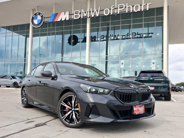 New 2027 BMW 530i w/ Executive Package RWD image 1