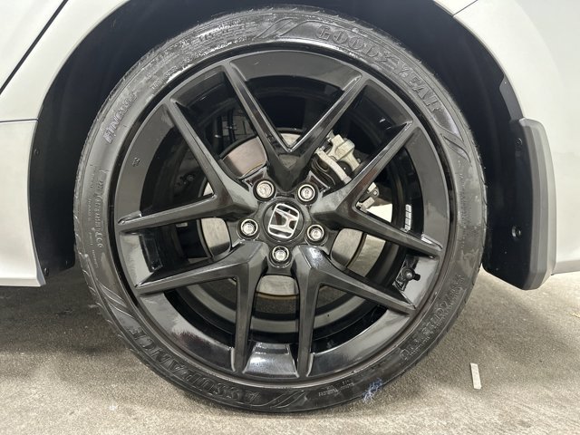 Used 2025 Honda Civic Sport image 12