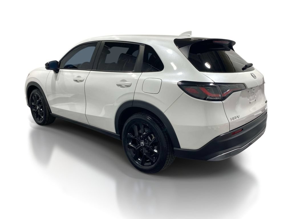 Used 2025 Honda HR-V Sport image 2