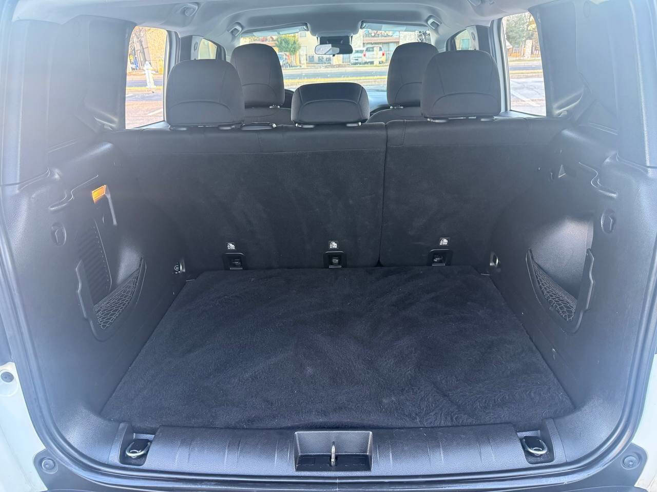 Used 2020 Jeep Renegade Latitude FWD image 26