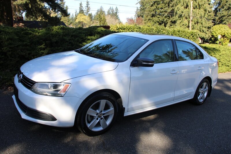 Used 2014 Volkswagen Jetta TDI image 1