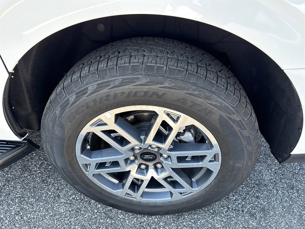 Used 2025 Ford Expedition Max Active image 21