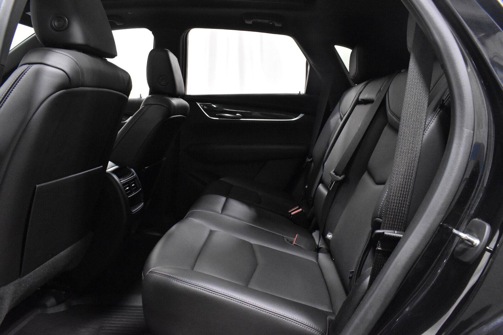 Used 2022 Cadillac XT5 Sportv AWD/4WD image 4