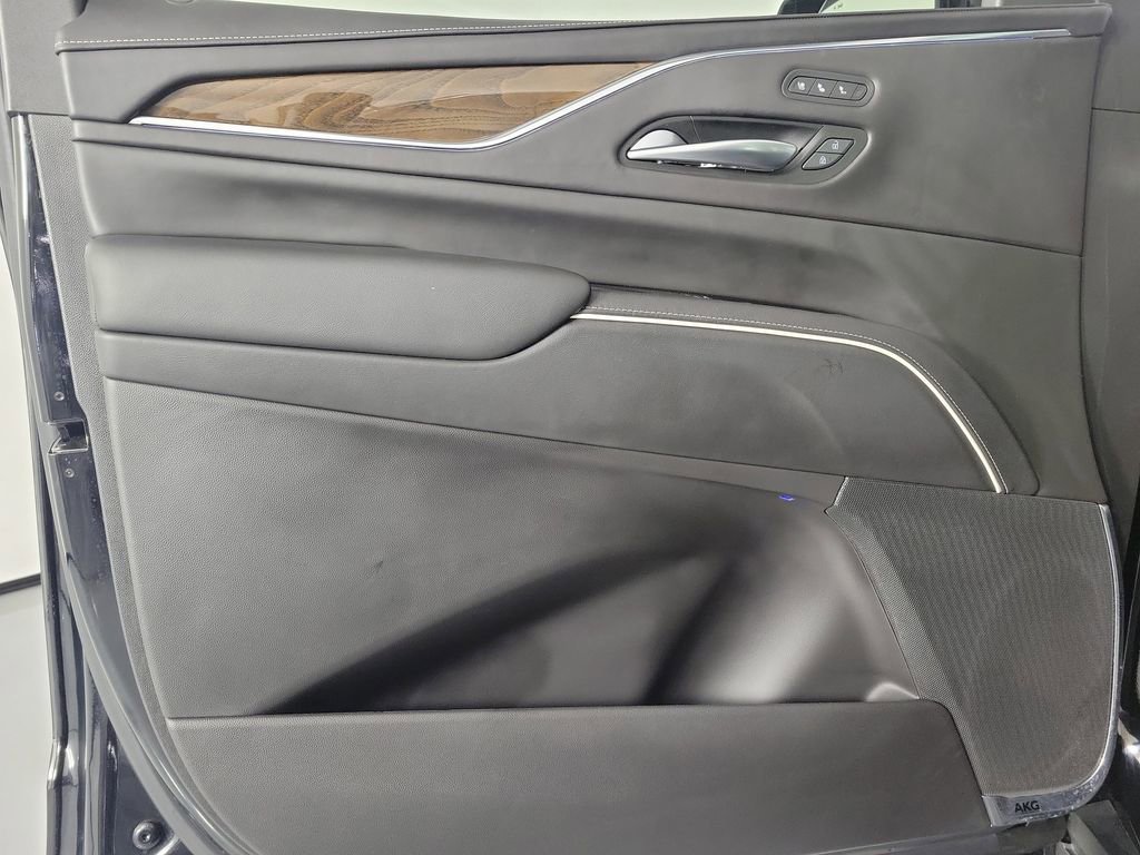 Certified 2023 Cadillac Escalade Premium Luxury Platinum image 20