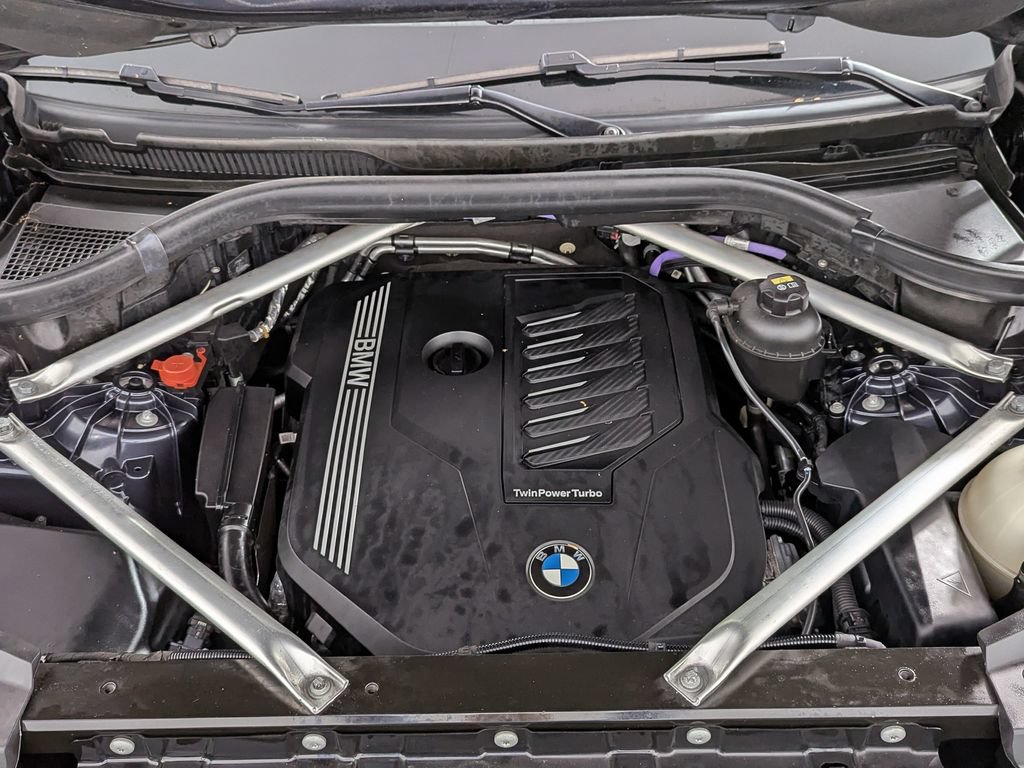 Used 2021 BMW X5 xDrive40i AWD/4WD image 45
