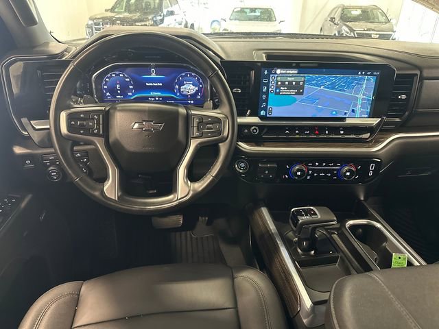 Used 2025 Chevrolet Silverado 1500 RST w/ Convenience Package II AWD/4WD image 16