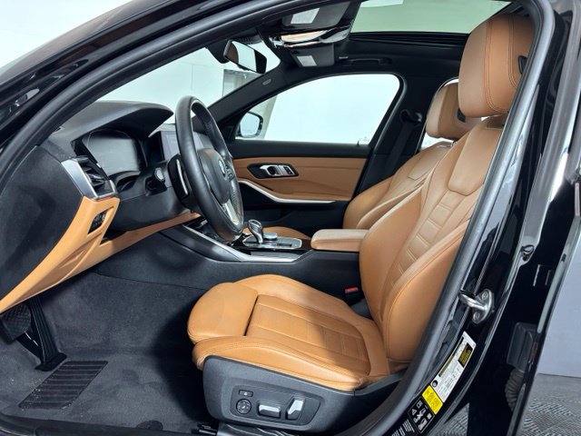 Used 2019 BMW 330i xDrive Sedan w/ Convenience Package AWD/4WD image 11