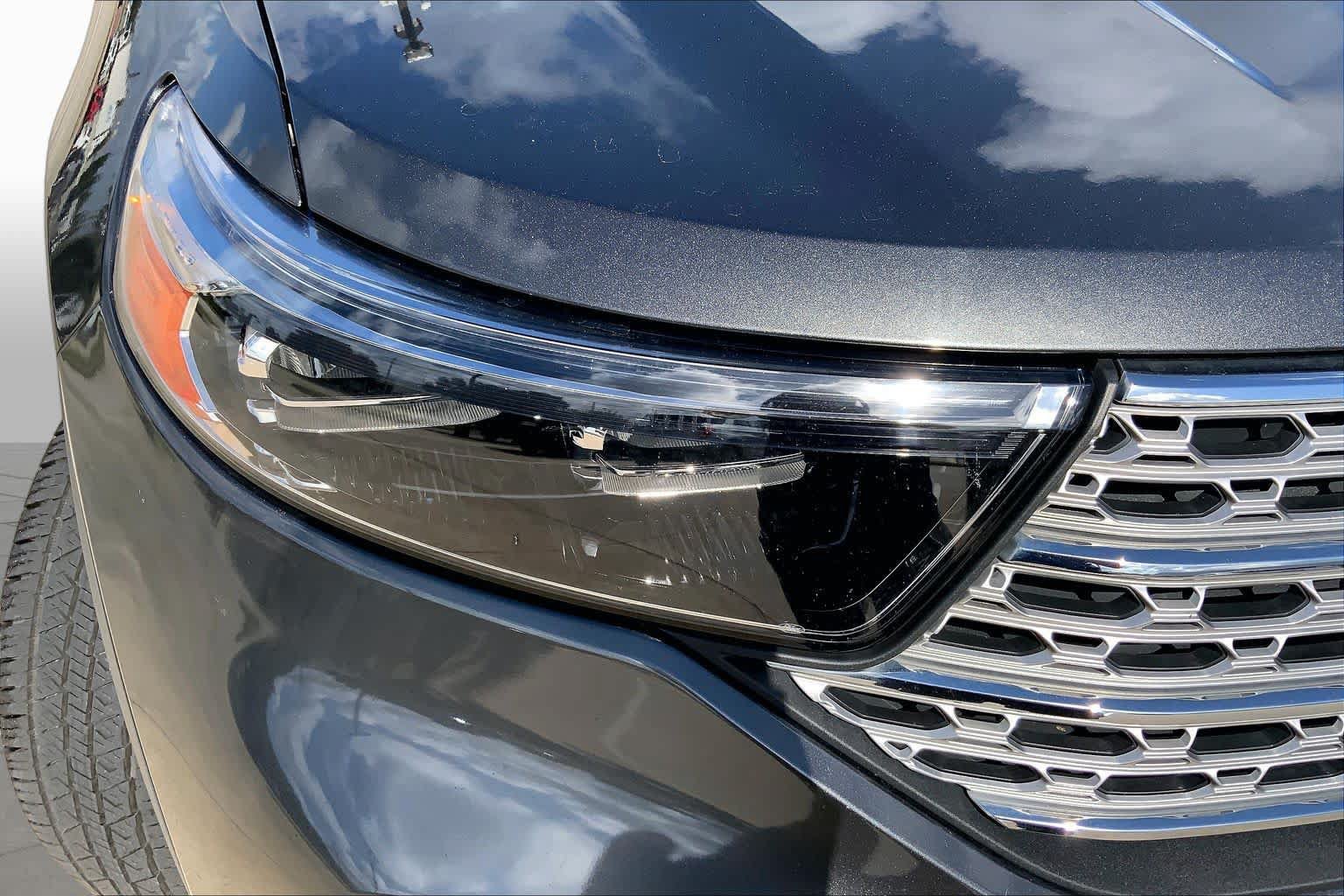 Used 2020 Ford Explorer Limited RWD image 26
