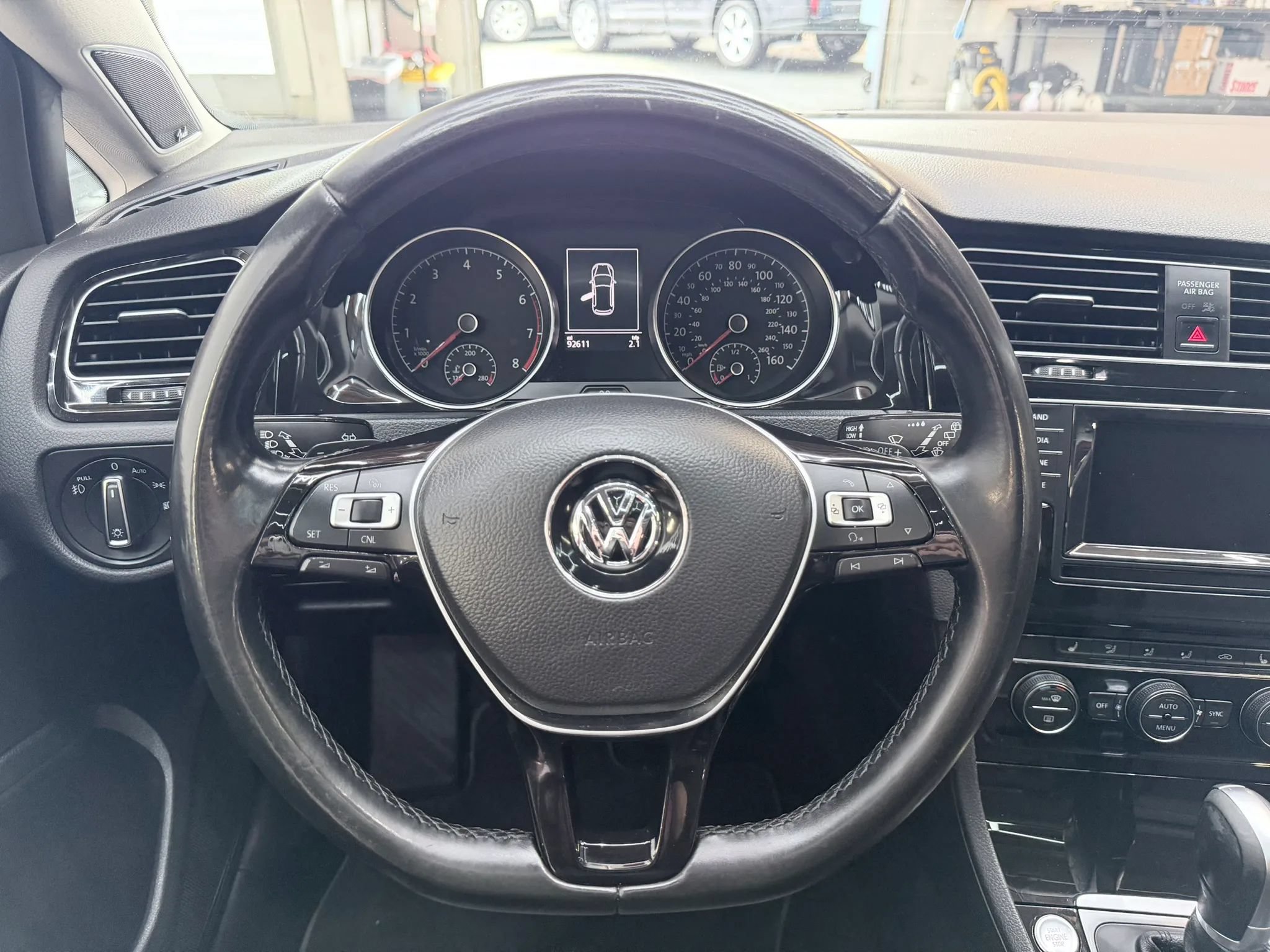 Used 2015 Volkswagen Golf SEL FWD image 13