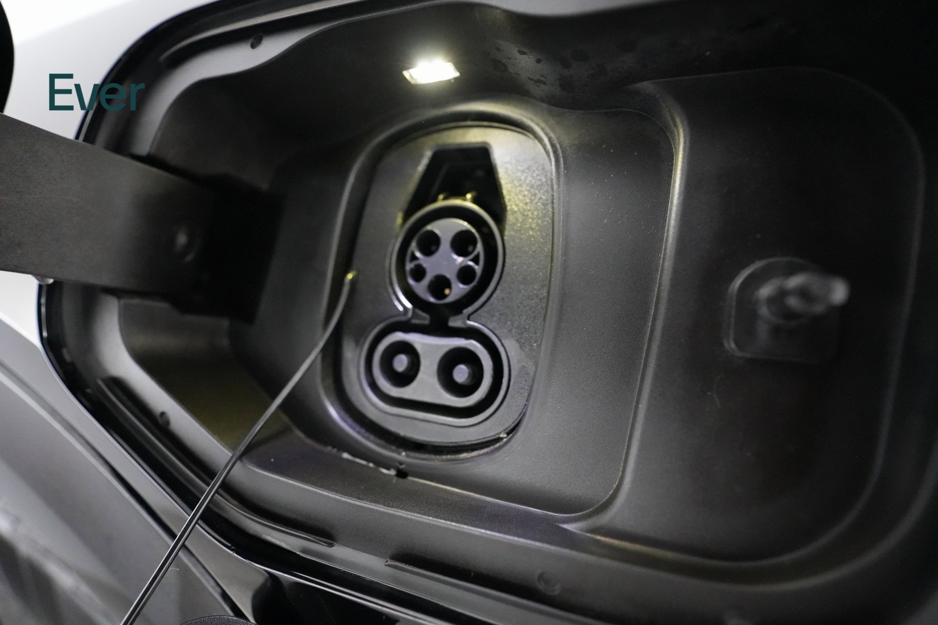 Used 2024 Chevrolet Equinox EV RS image 23