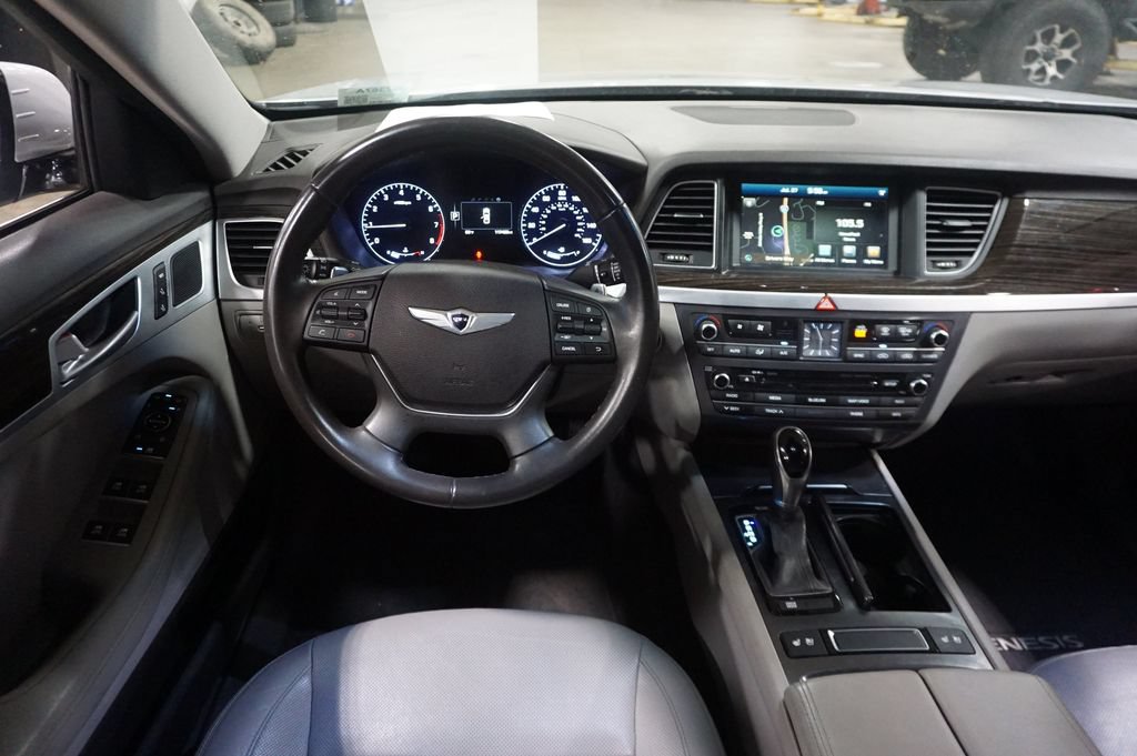 Used 2016 Hyundai Genesis 3.8 w/ Option Group 02 RWD image 5