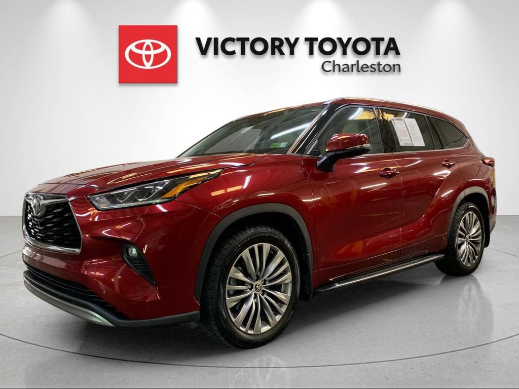 Used 2020 Toyota Highlander Platinum AWD/4WD image 1